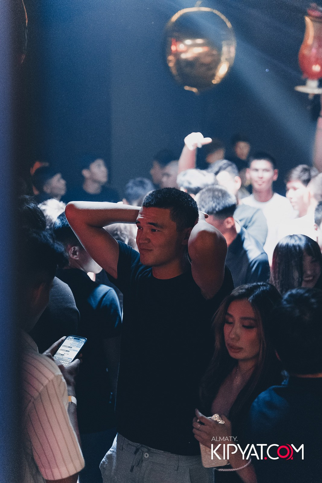 UYAT EMES BAR. КИПЯТКОМ АЛМАТЫ!