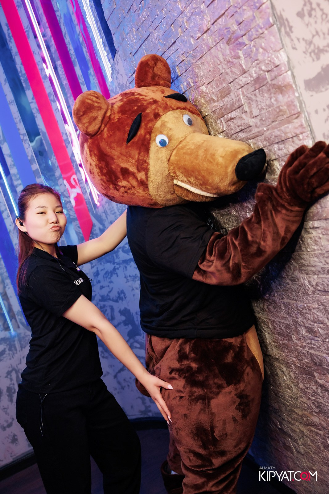 УХО И МЕДВЕДЬ НА ГАГАРИНА. КИПЯТКОМ АЛМАТЫ!