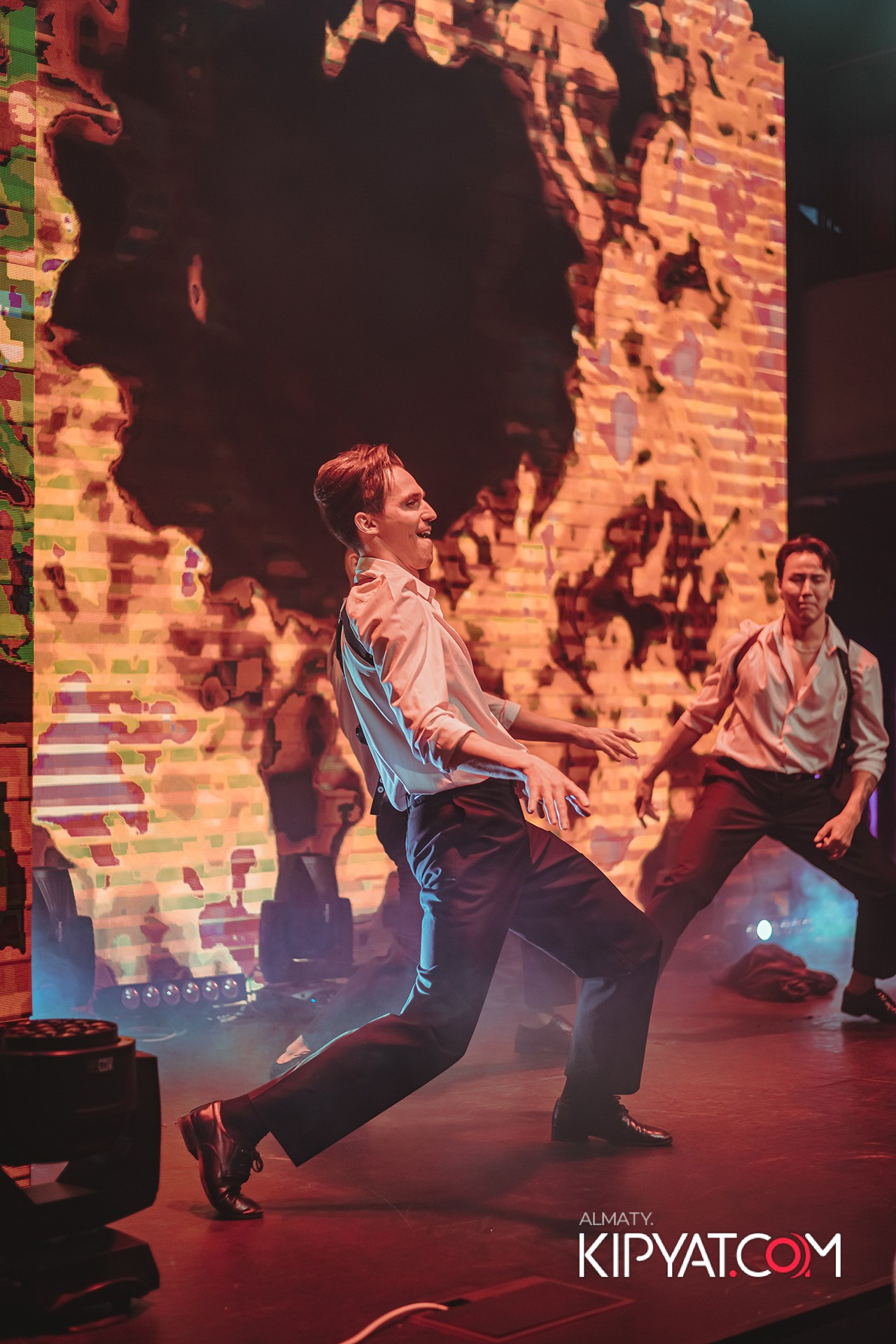 QUEEN. КИПЯТКОМ АЛМАТЫ!