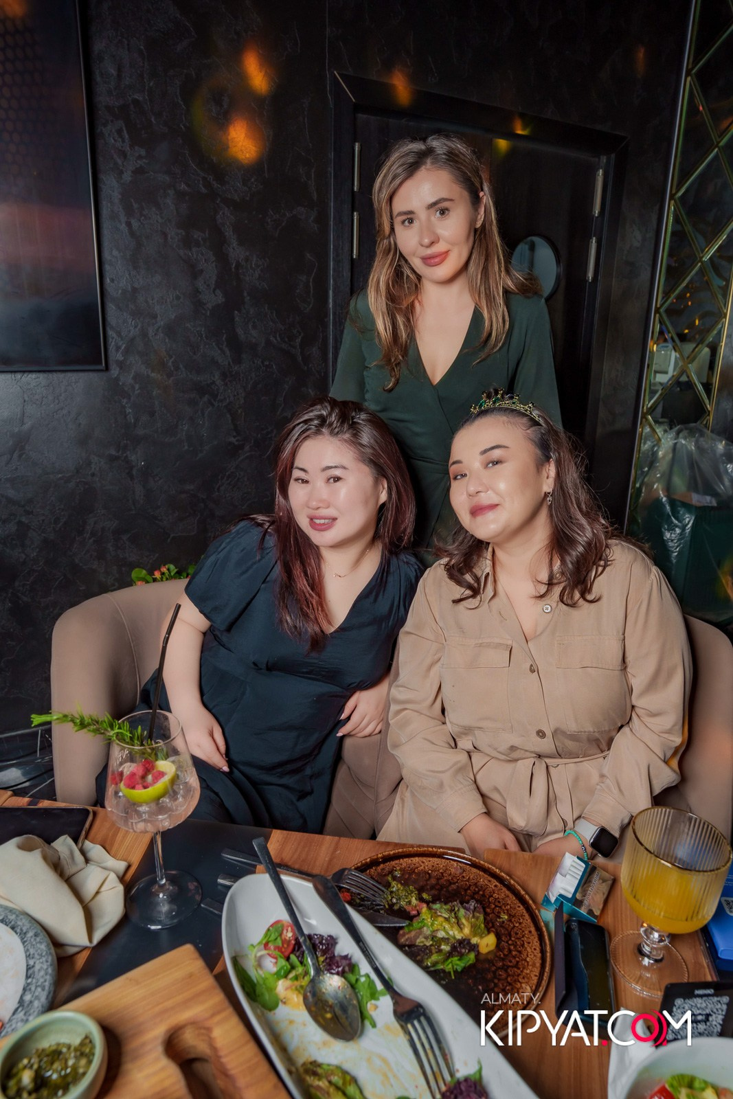 MOOD KARAOKE & TERRACE. КИПЯТКОМ АЛМАТЫ! Фотосъемка мероприятий в Алматы