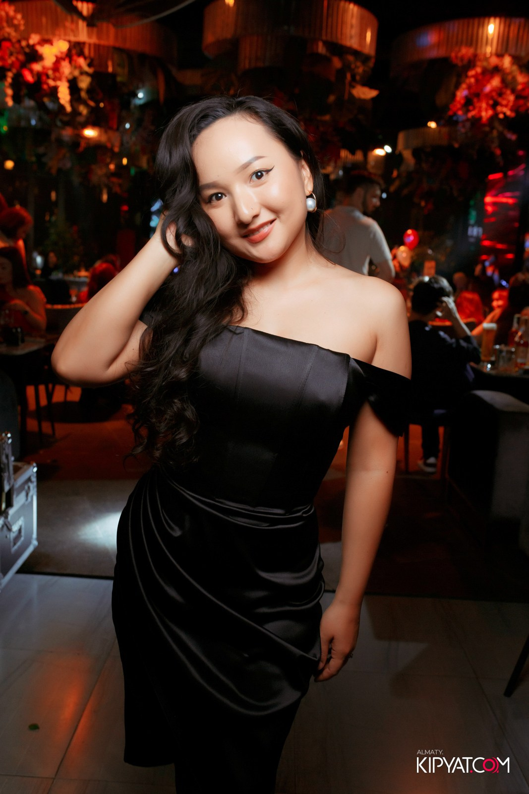 FRIENDS BAR & TERRACE. КИПЯТКОМ АЛМАТЫ!