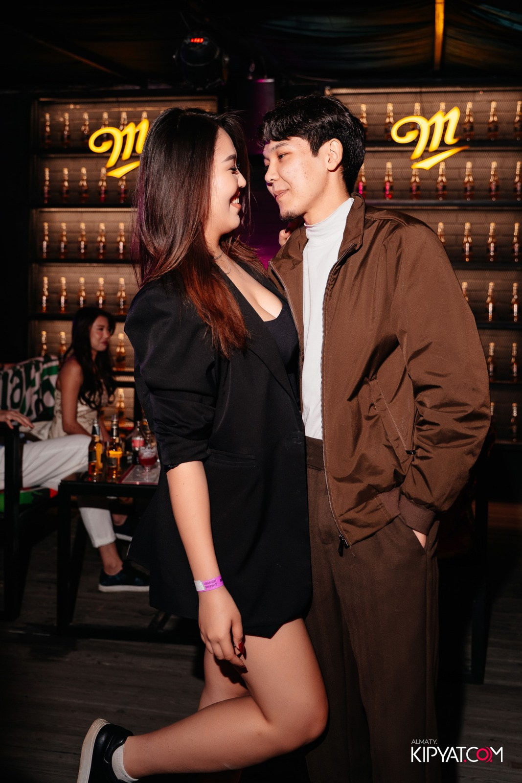 SKY BAR. КИПЯТКОМ АЛМАТЫ!