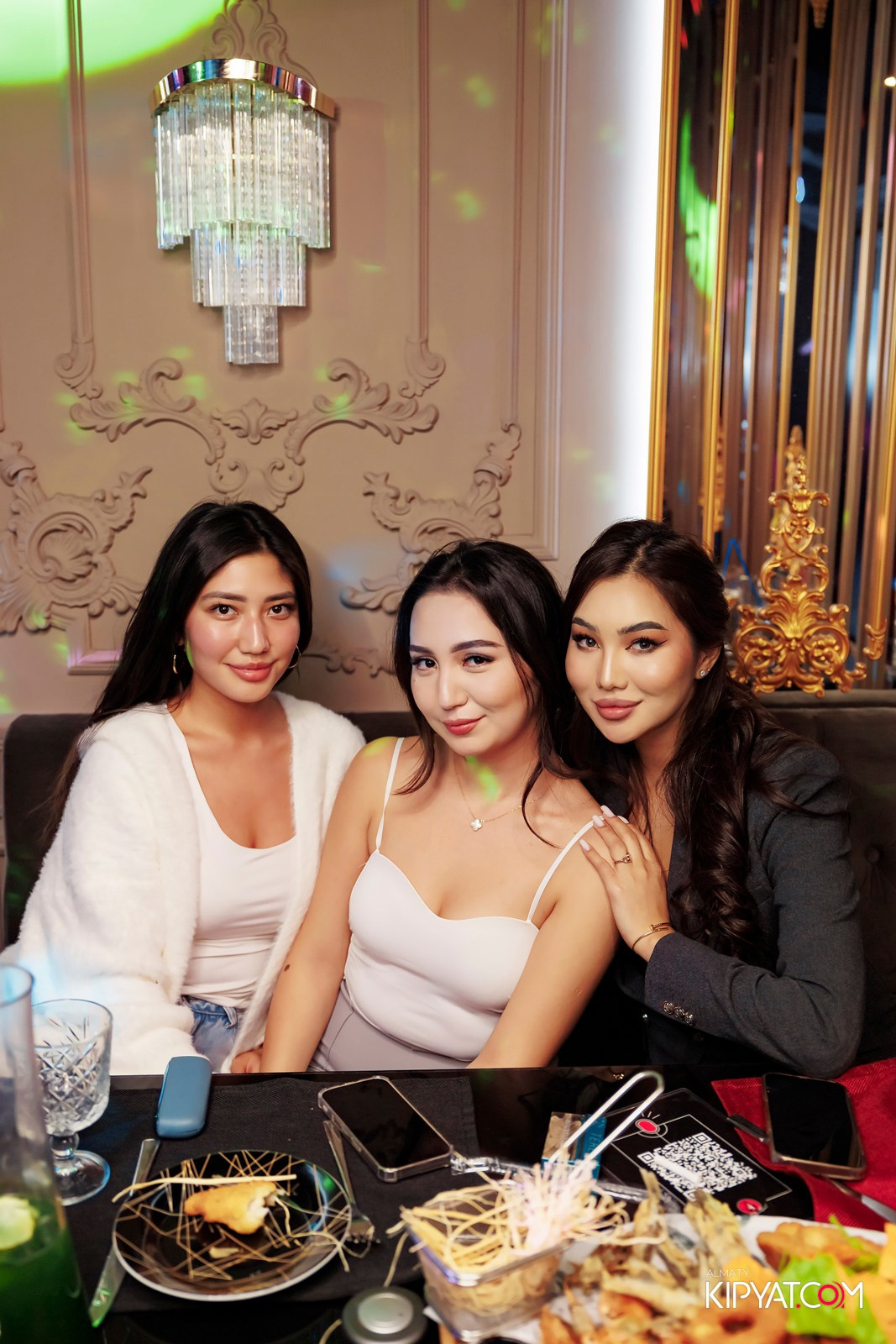 ЗАЯ, НА БИС. КИПЯТКОМ АЛМАТЫ!