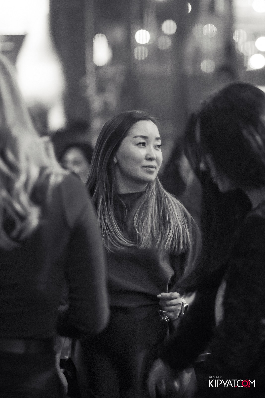 FRIENDS BAR & TERRACE. КИПЯТКОМ АЛМАТЫ!