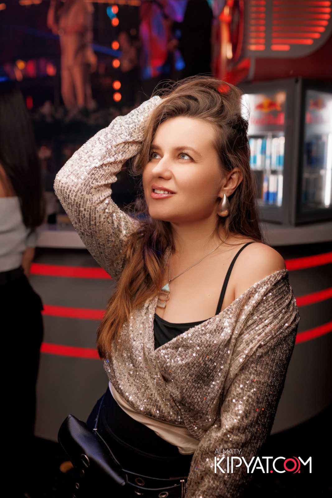 SANTA BARBARA — ПИТ ДЖЕЙСОН (ГР. ПРЕМЬЕР-МИНИСТР) И ИЛЬЯ ЗУДИН (ГР. ДИНАМИТ) НА ПРЕДНОВОГОДНЕЙ ВЕЧЕРИНКЕ. КИПЯТКОМ АЛМАТЫ!