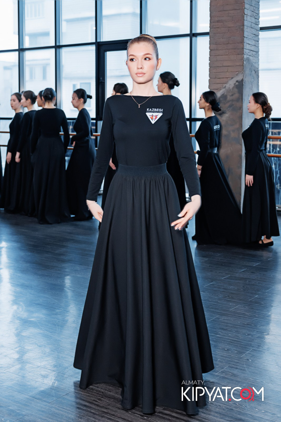 BLOCKBUSTER ТАНЦЕВАЛЬНАЯ АКАДЕМИЯ. КИПЯТКОМ АЛМАТЫ!