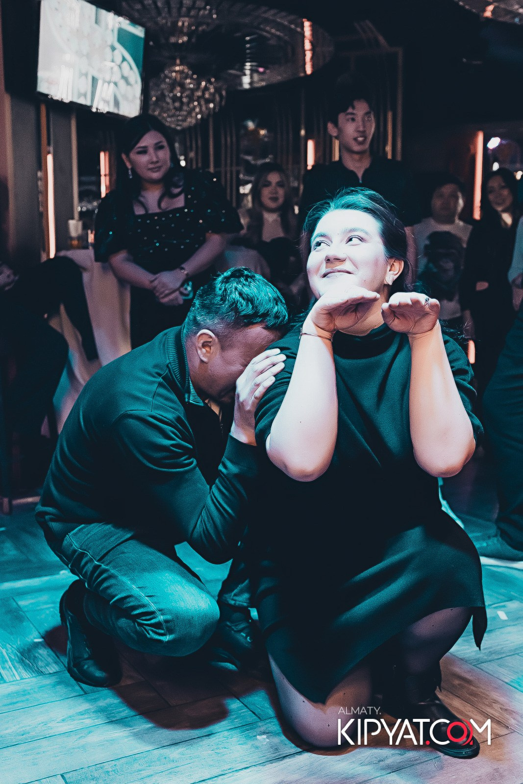 ЗАЯ, НА БИС. КИПЯТКОМ АЛМАТЫ!