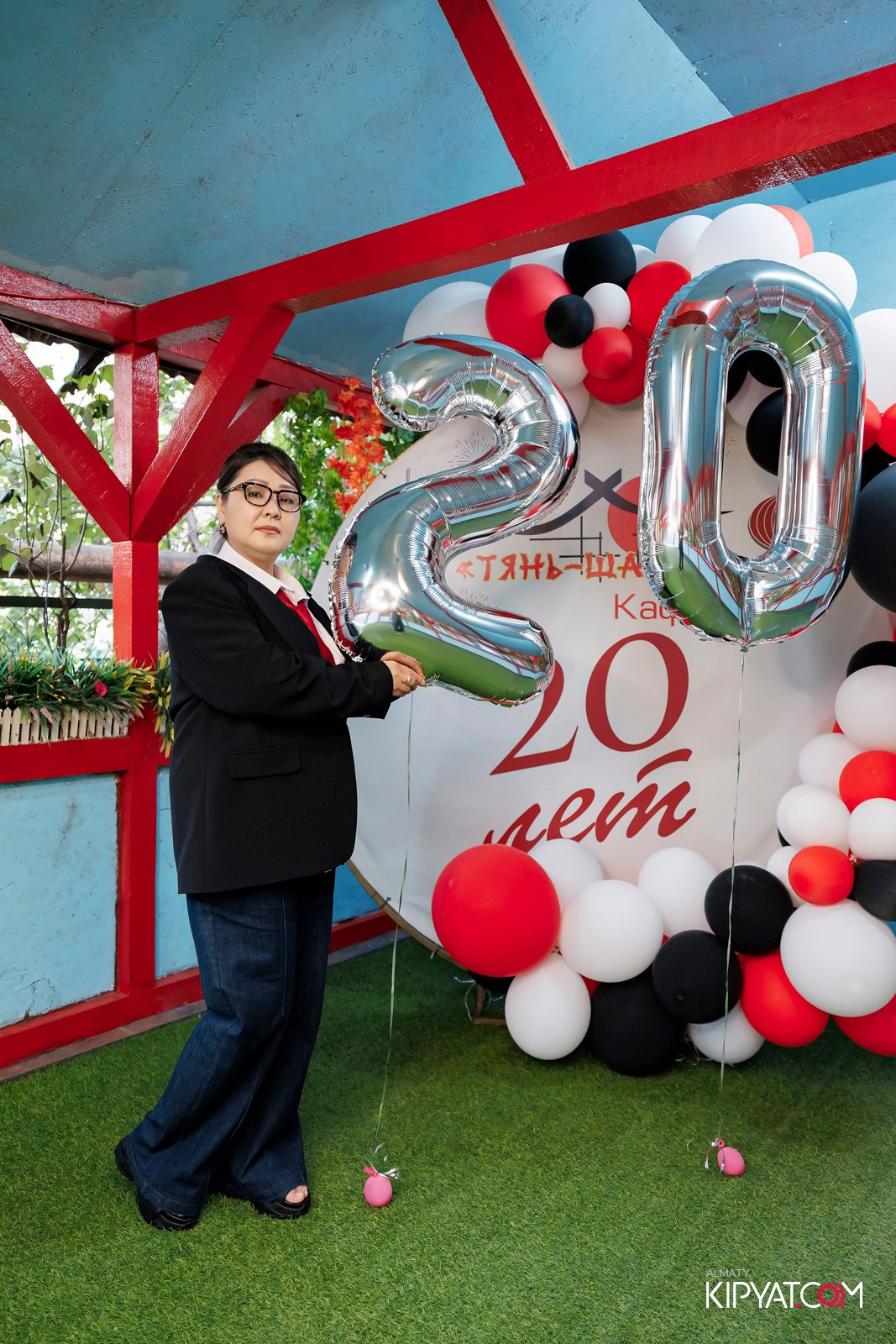 ЮБИЛЕЙ КАФЕ ТЯНЬ-ШАНЬ — 20 ЛЕТ. КИПЯТКОМ АЛМАТЫ!