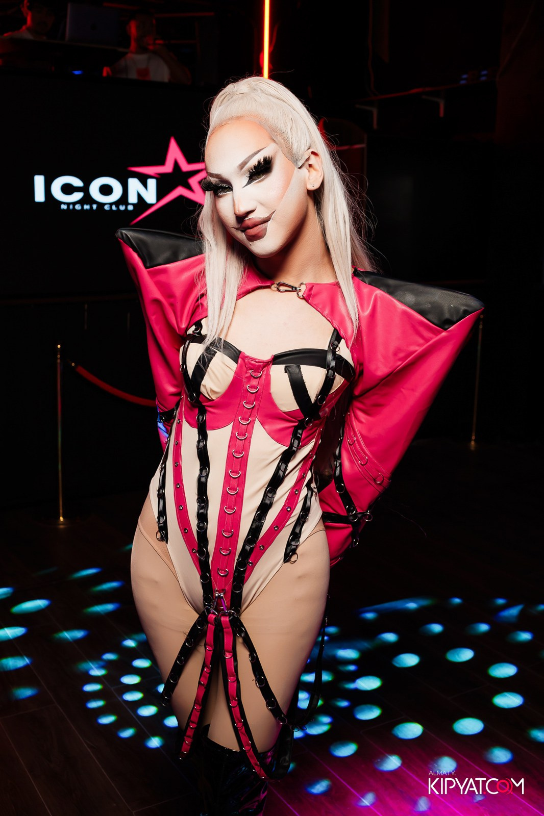 НОЧНОЙ КЛУБ ICON. КИПЯТКОМ АЛМАТЫ!