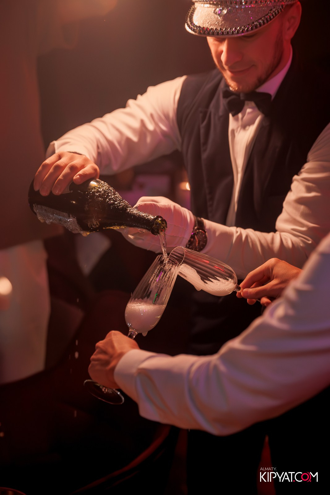 MARUV THE THEATER. КИПЯТКОМ АЛМАТЫ!