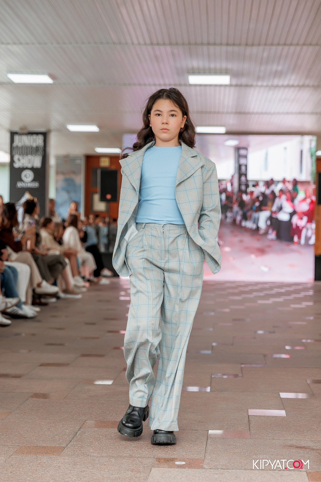 JUNIOR FASHION SHOW. КИПЯТКОМ АЛМАТЫ!