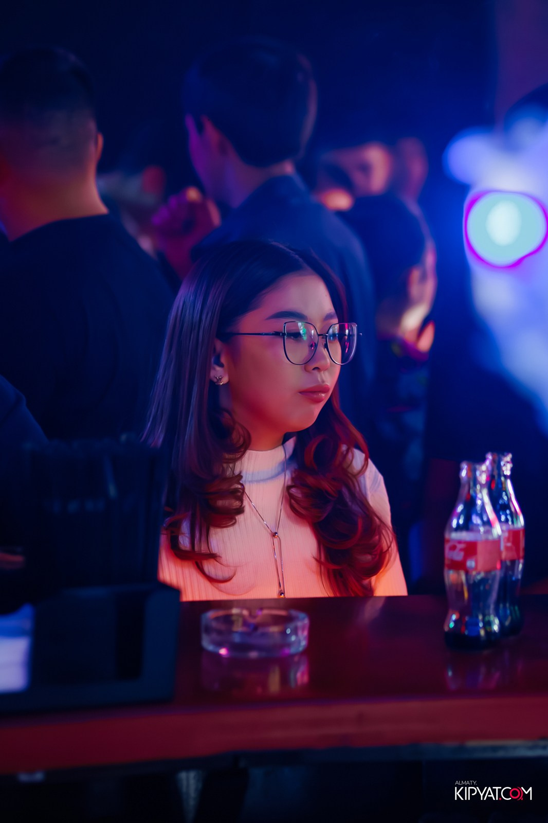 UYAT EMES BAR. КИПЯТКОМ АЛМАТЫ!