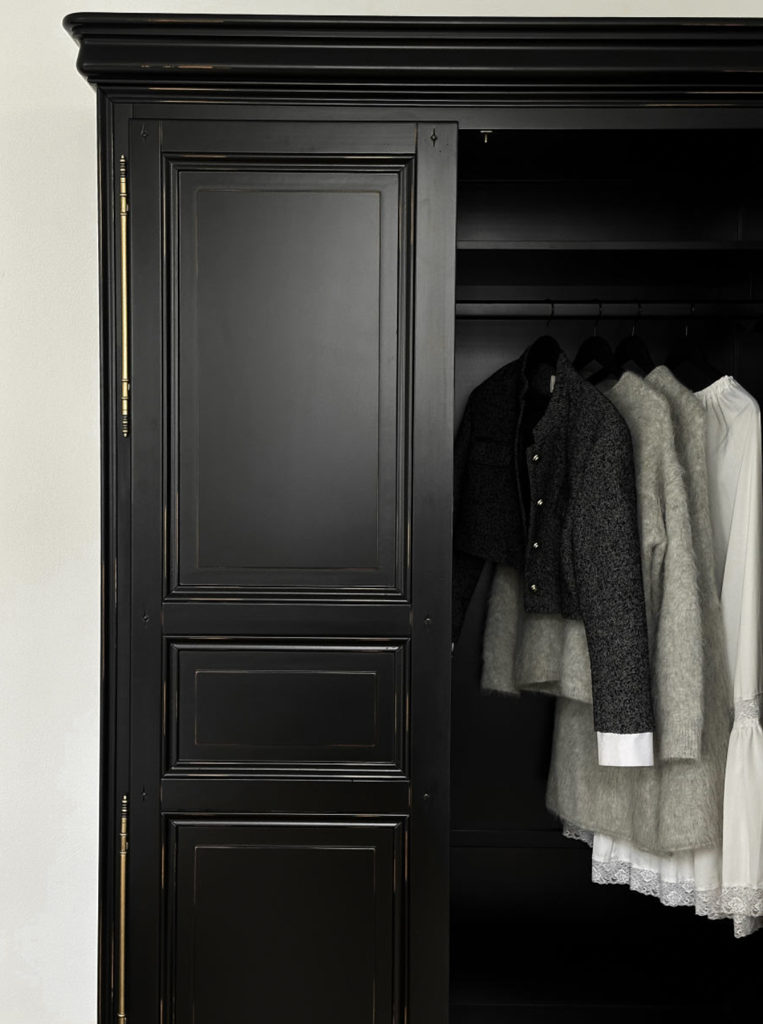 Locations for photo shoot. Nude and Fine art photographer in Moscow Anna Fors