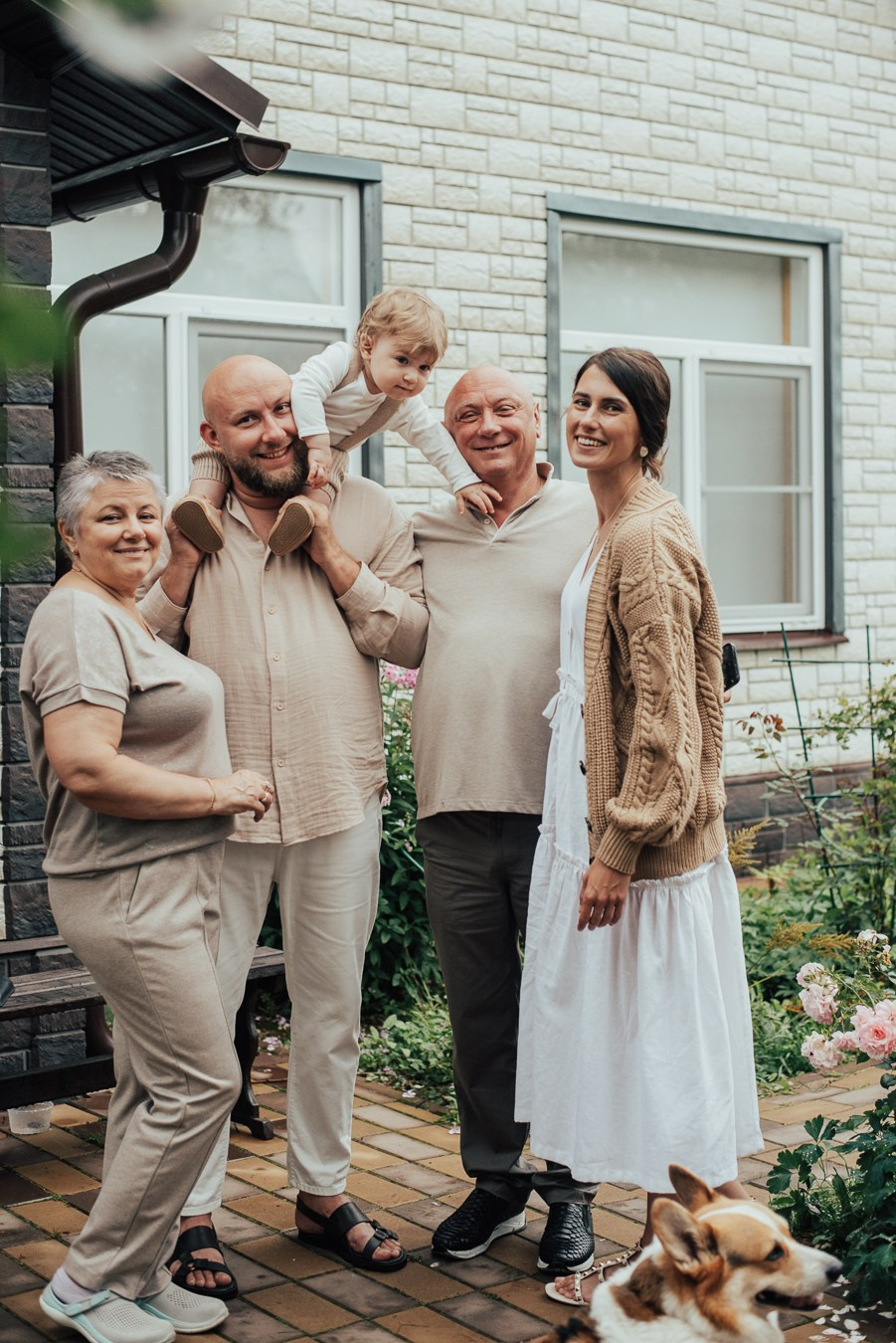 Годик | на даче