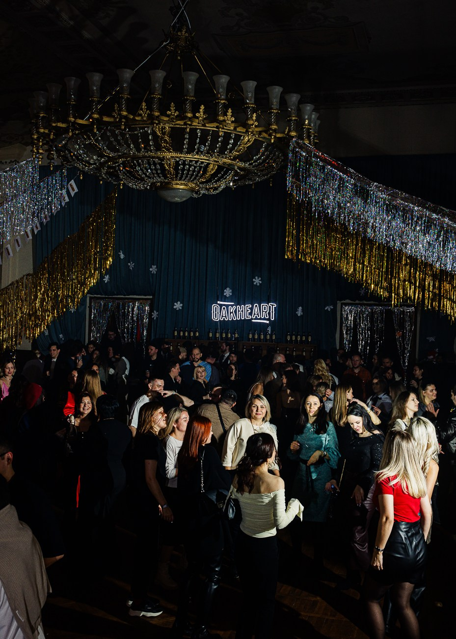 Medium Quality — Корпоратив