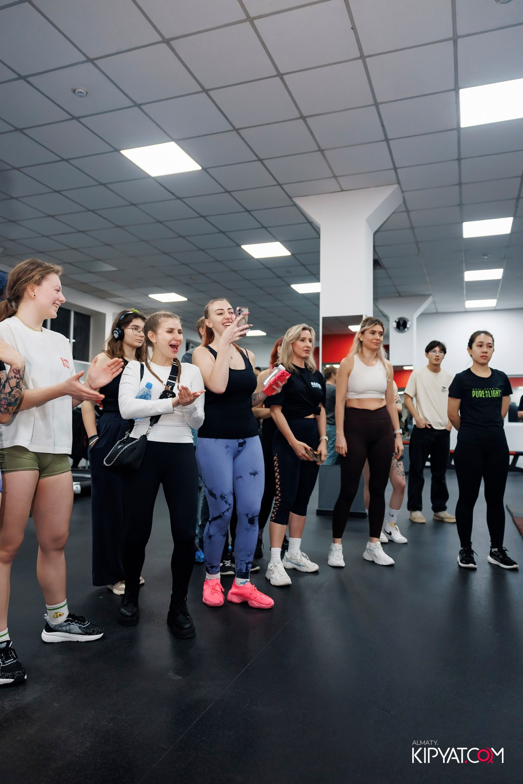 ДЕНЬ РОЖДЕНИЯ ТРЕНАЖЕРНОГО ЗАЛА MIND OF BODY. КИПЯТКОМ АЛМАТЫ! Фотосъемка мероприятий в Алматы
