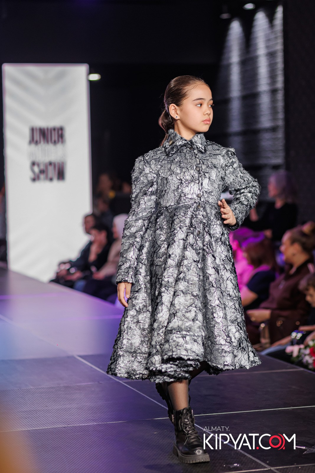 JUNIOR MODELS SHOW В РАМКАХ БЛАГОТВОРИТЕЛЬНОГО ПРОЕКТА МОДА ЗА СЧАСТЬЕ ДЕТЕЙ. КИПЯТКОМ АЛМАТЫ!