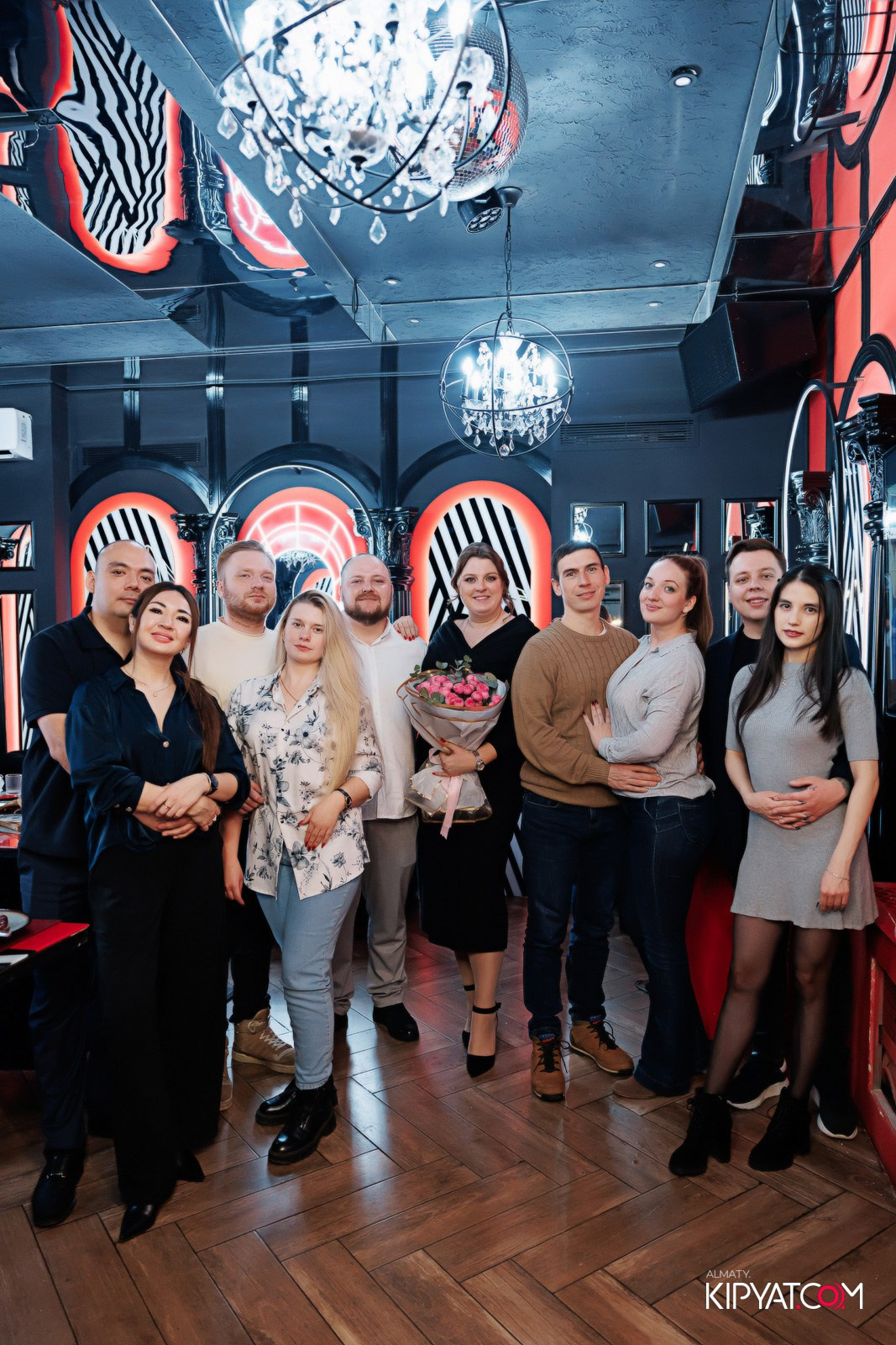 ЗАЯ, НА БИС. КИПЯТКОМ АЛМАТЫ!