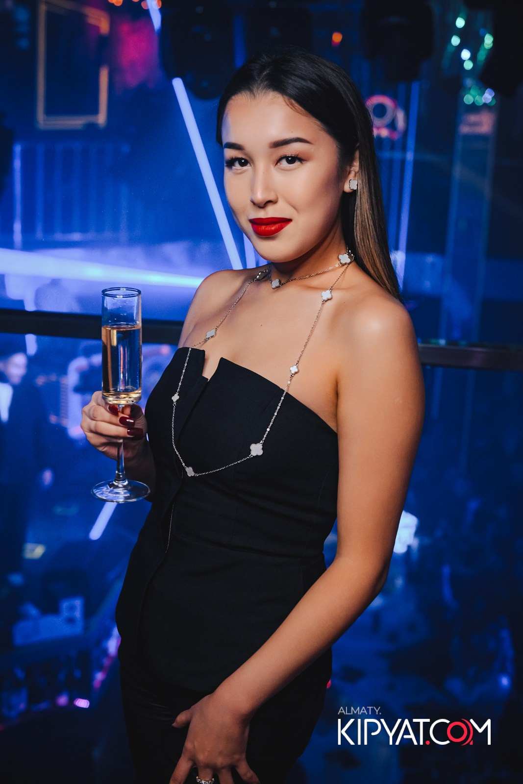 SANTA BARBARA — ВЫСТУПЛЕНИЕ ОЛЬГИ СЕРЯБКИНОЙ. КИПЯТКОМ АЛМАТЫ!