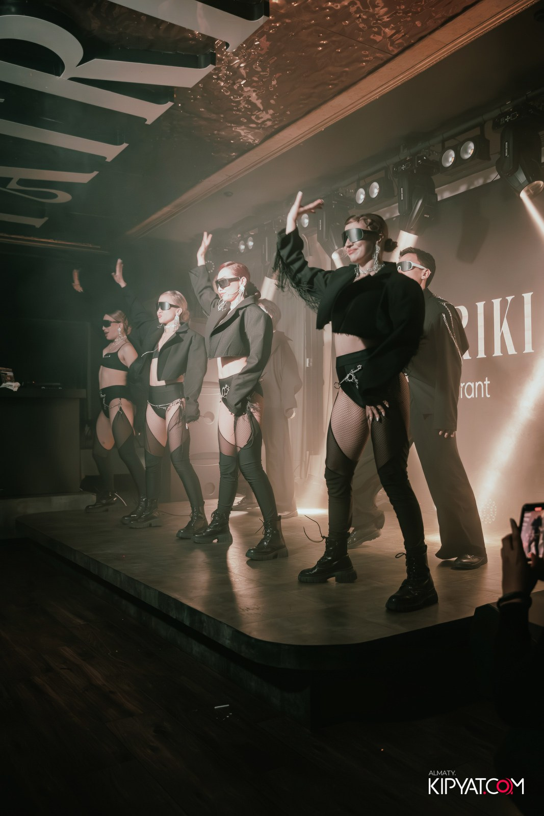 PATRIKI RESTAURANT. КИПЯТКОМ АЛМАТЫ!