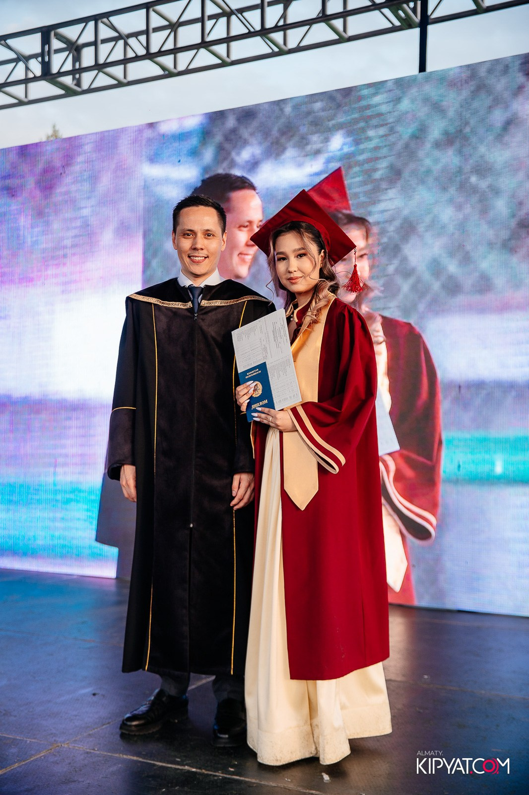 ВРУЧЕНИЕ ДИПЛОМОВ — НАРХОЗ КОЛЛЕДЖ. Part 4. КИПЯТКОМ АЛМАТЫ!