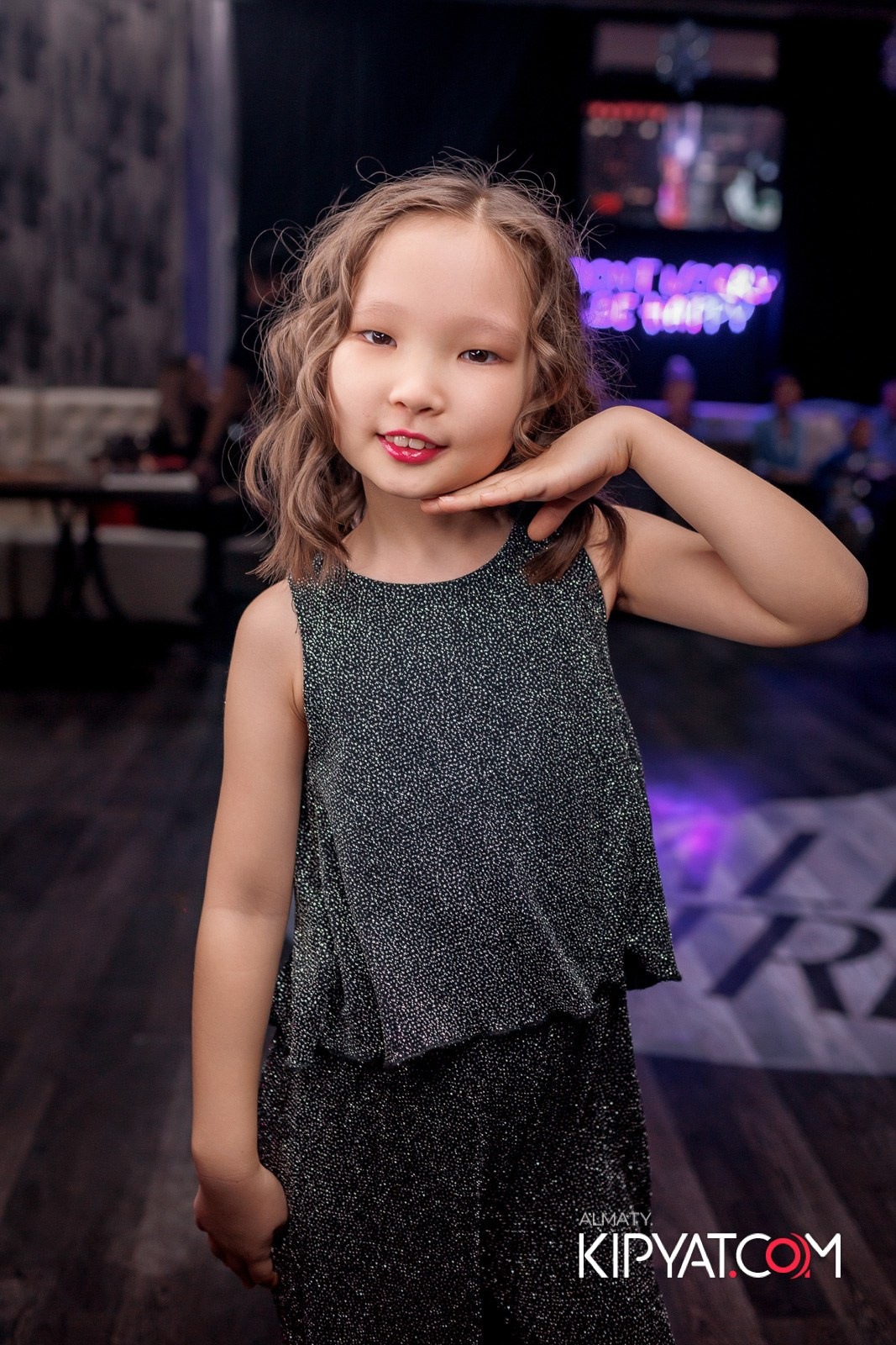 НОВОГОДНИЙ ОТЧЕТНЫЙ КОНЦЕРТ МУЗЫКАЛЬНОЙ ШКОЛЫ «SOULWAY». КИПЯТКОМ АЛМАТЫ!