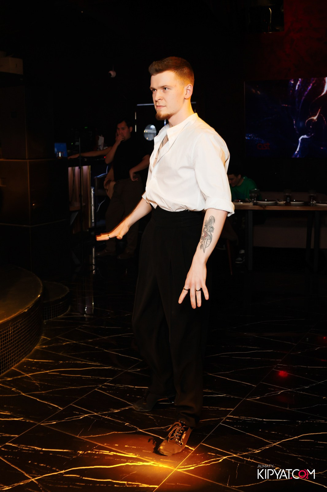 MOOD KARAOKE & TERRACE. КИПЯТКОМ АЛМАТЫ!