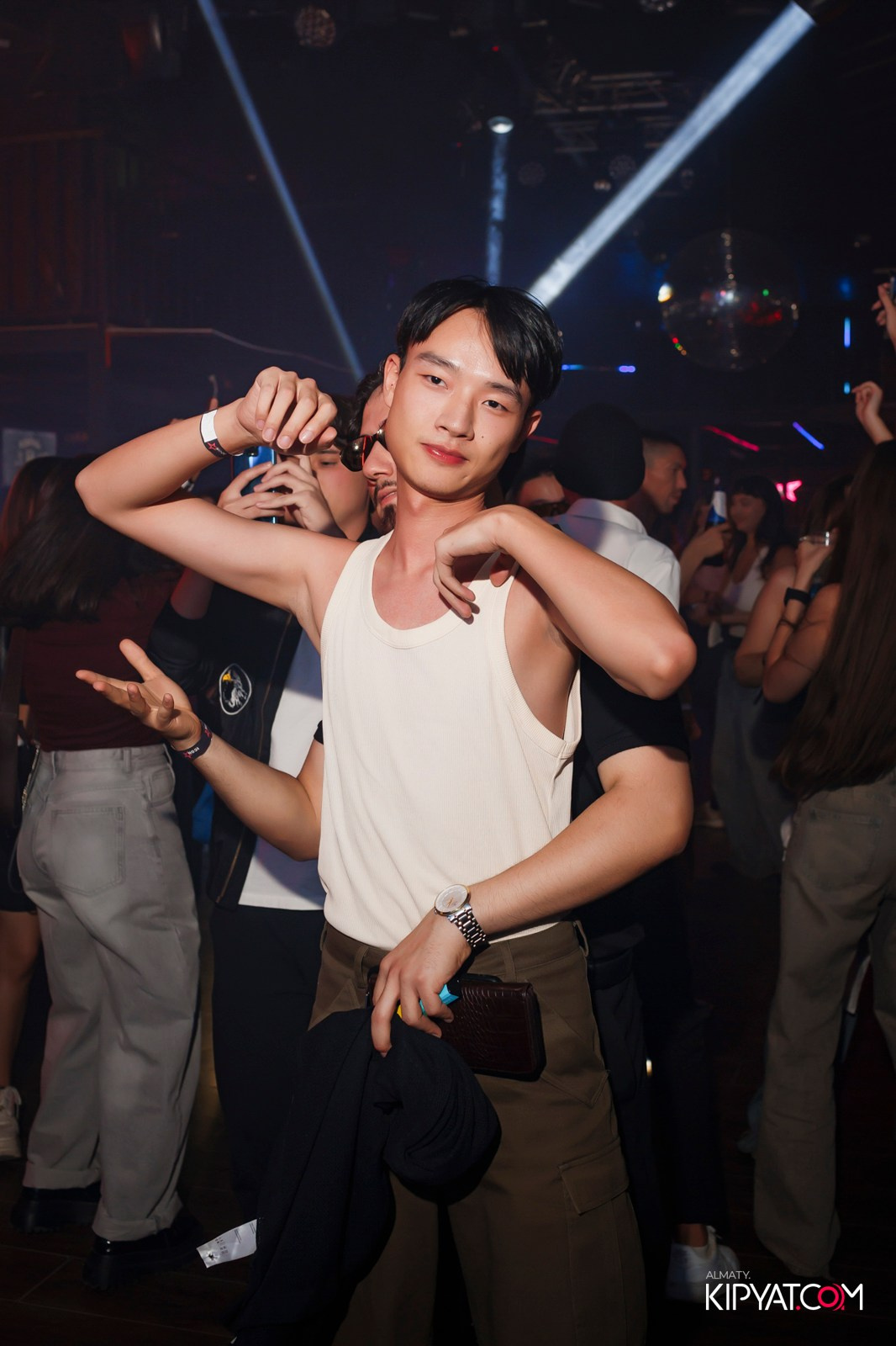 НОЧНОЙ КЛУБ ICON. КИПЯТКОМ АЛМАТЫ!