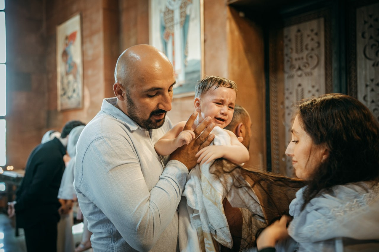 Фотограф на крещение в Тюмени Александр Шалагин