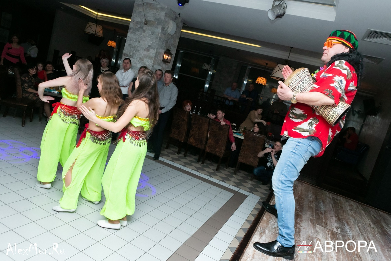 Портфолио. Саксофонист и поющий Ведущий Рустем Алюков в Уфе