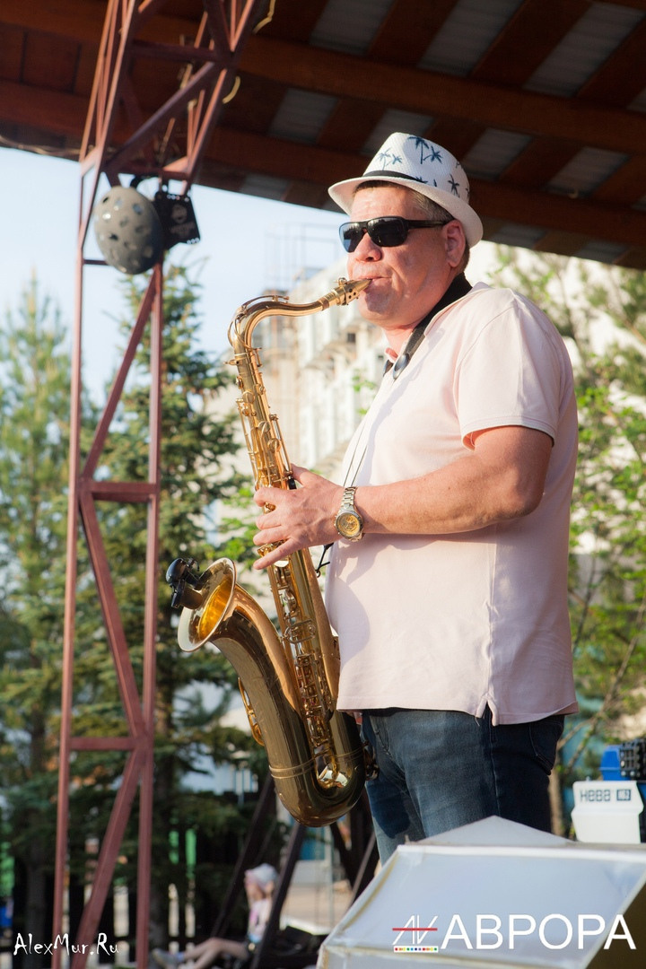 Портфолио. Саксофонист и поющий Ведущий Рустем Алюков в Уфе