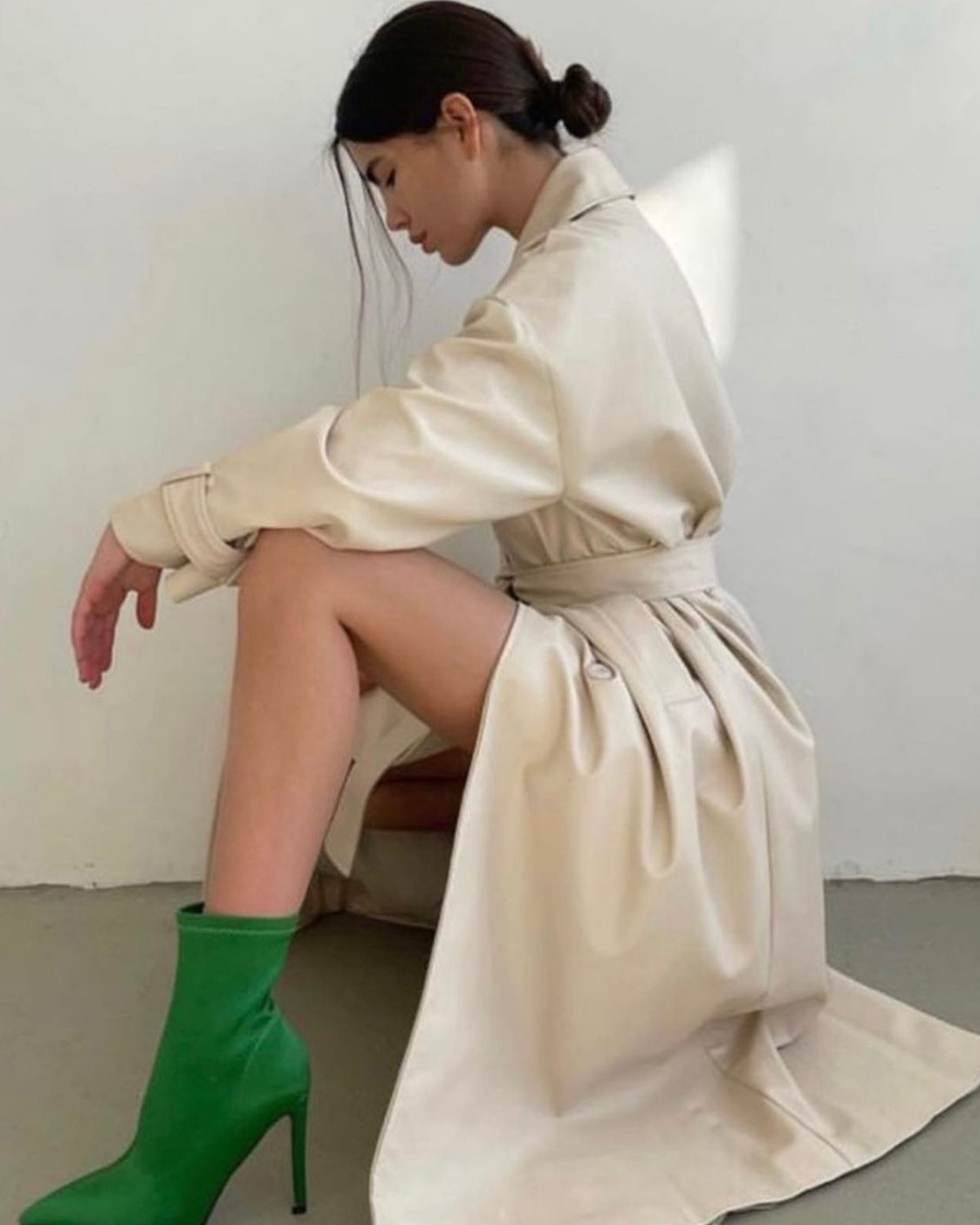 Пиджаки и тренчи. Фотограф Полина Лытнева