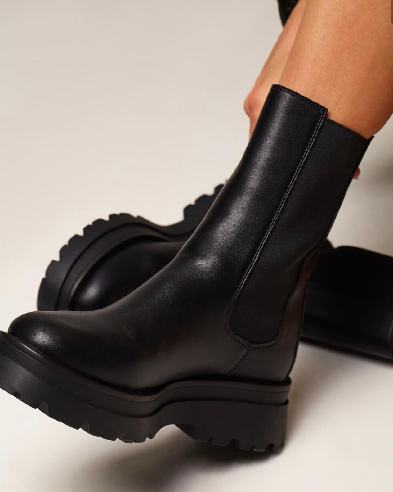 Обувь. Фотограф Полина Лытнева