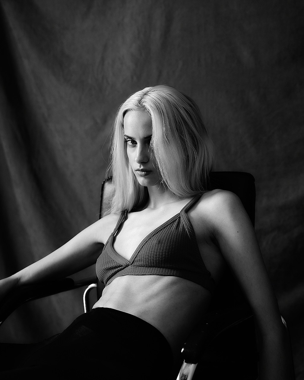 Модельный тест со стилистом и визажистом — цифра и плёнка. Свадебный фотограф Дмитрий Родионов — Санкт-Петербург и Ленинградская область