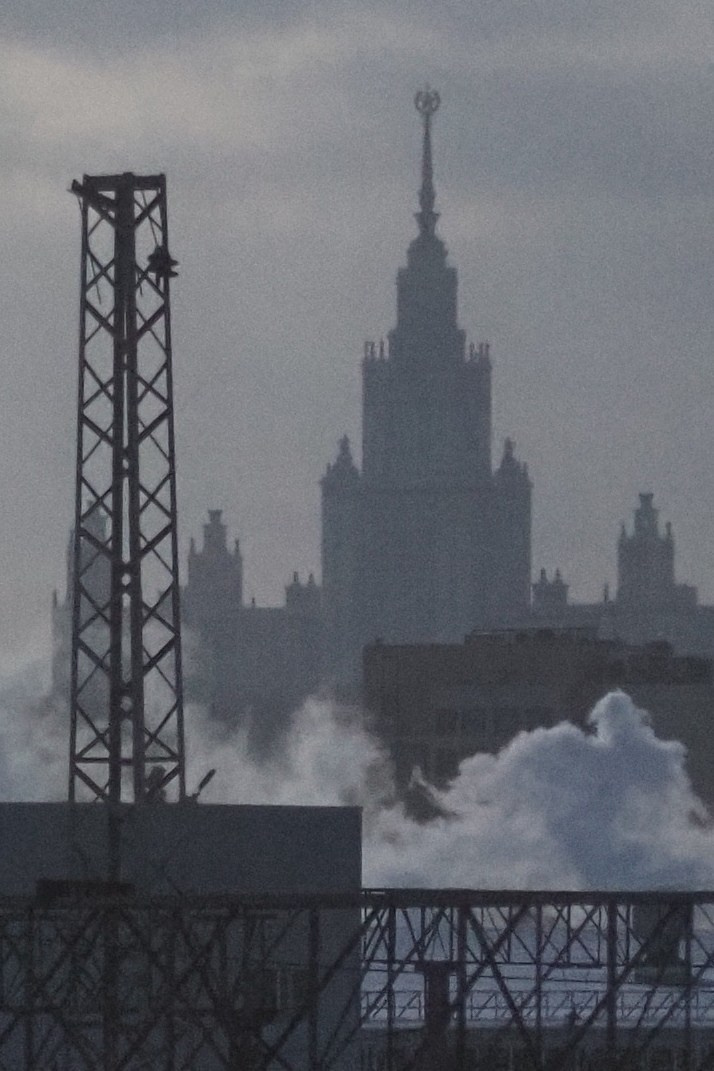 Архитектура. Художник и фотограф. Писатель. Виктор