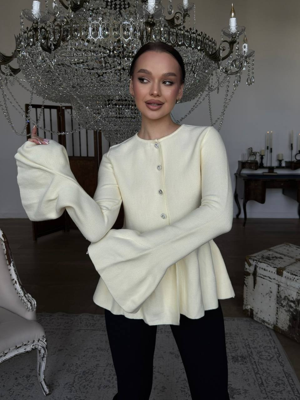 Виктория С  Размер: S, Рост: 171, Параметры: 86/60/90. LUNAPRO Дом стильных, сборных и индивидуальных съемок для брендов