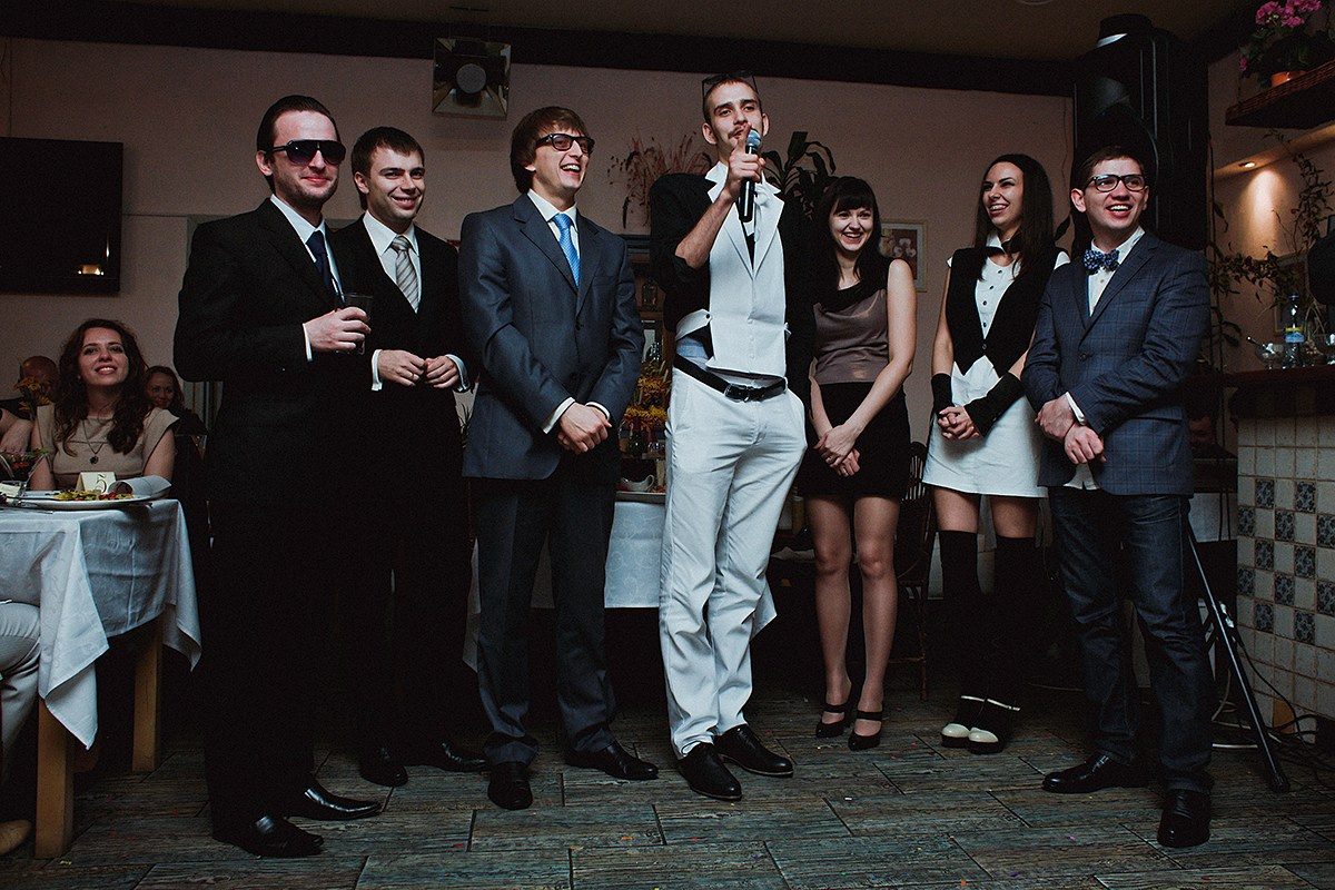 Свадебная прогулка Алекса и Даши. Фотограф крещение венчание в Петербурге! Помогает подобрать храм и посоветовал душевного батюшку в СПб