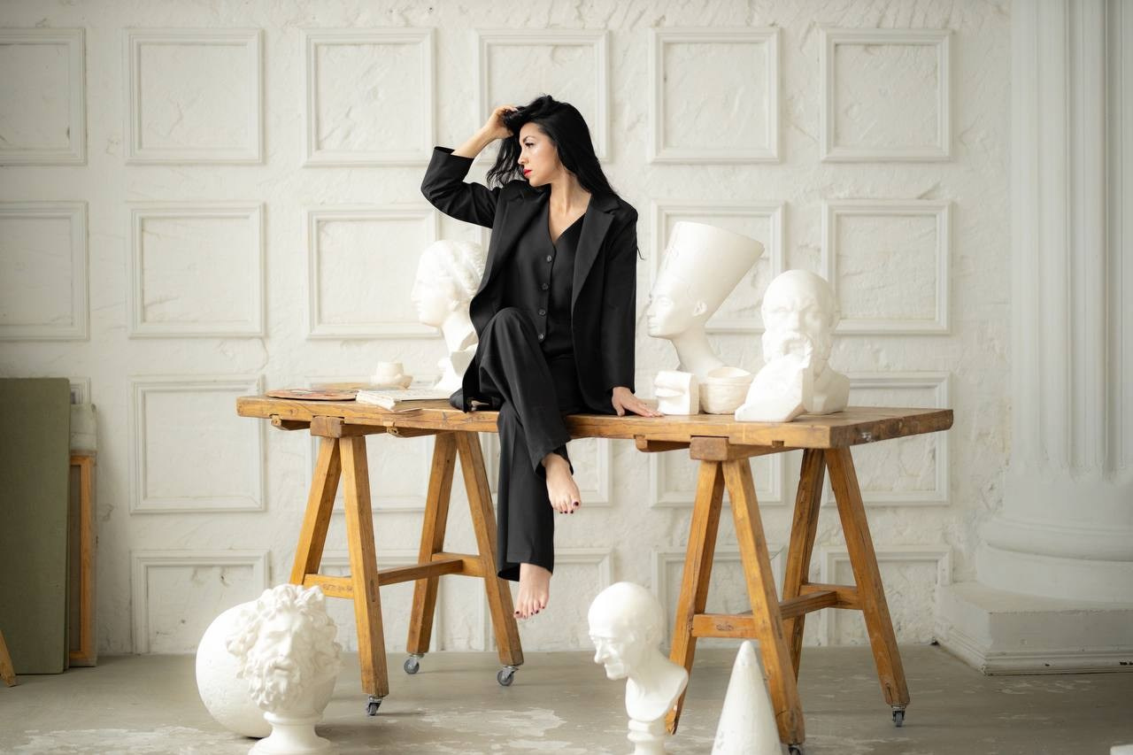 Женский портрет на циклораме и в студии. Фотограф Москва