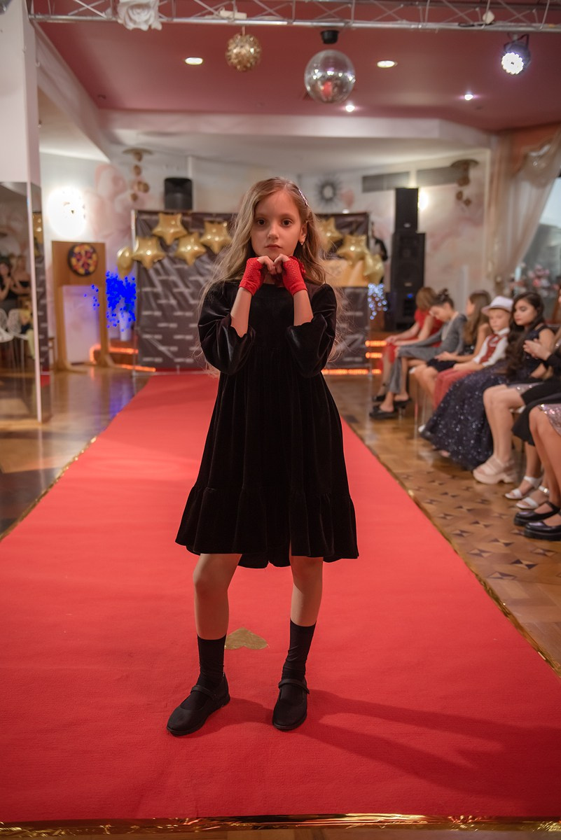 HAPPYkids дефиле санаторий Октябрьский. Семейный и коммерческий фотограф в Сочи Александр Бодунов