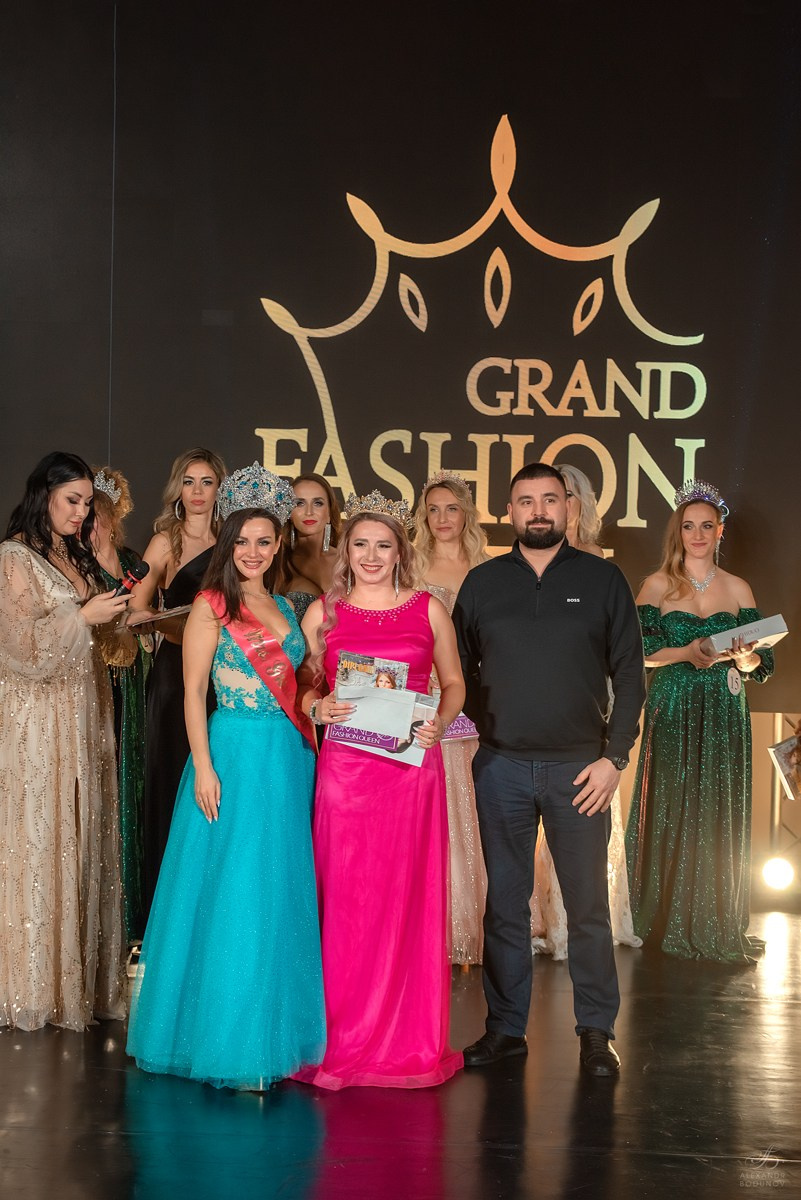 GrandFashionShow2024. Семейный и коммерческий фотограф в Сочи Александр Бодунов