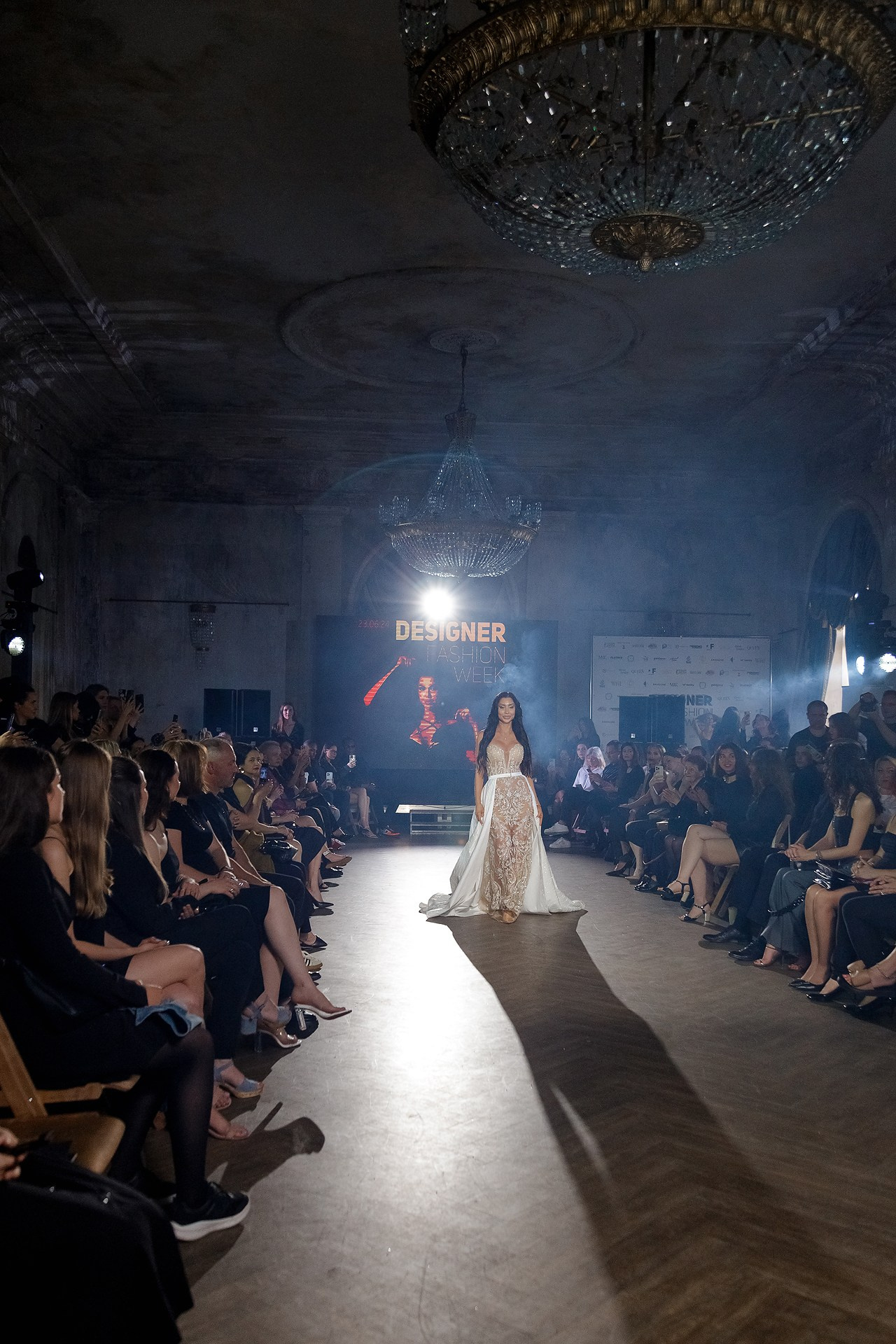 Репортаж модного показа. Светский фотограф Санкт-Петербург и ЛО