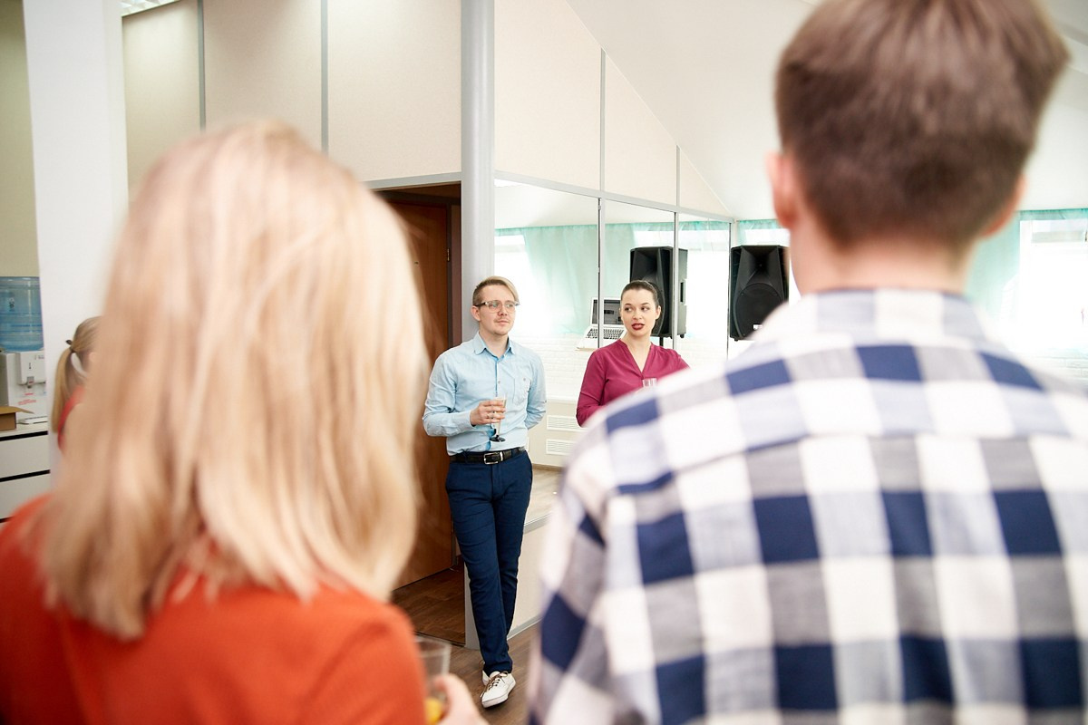 Репортаж с открытия школы вокала Кристины Дурмановой. Репортажный и женский фотограф в Новосибирске