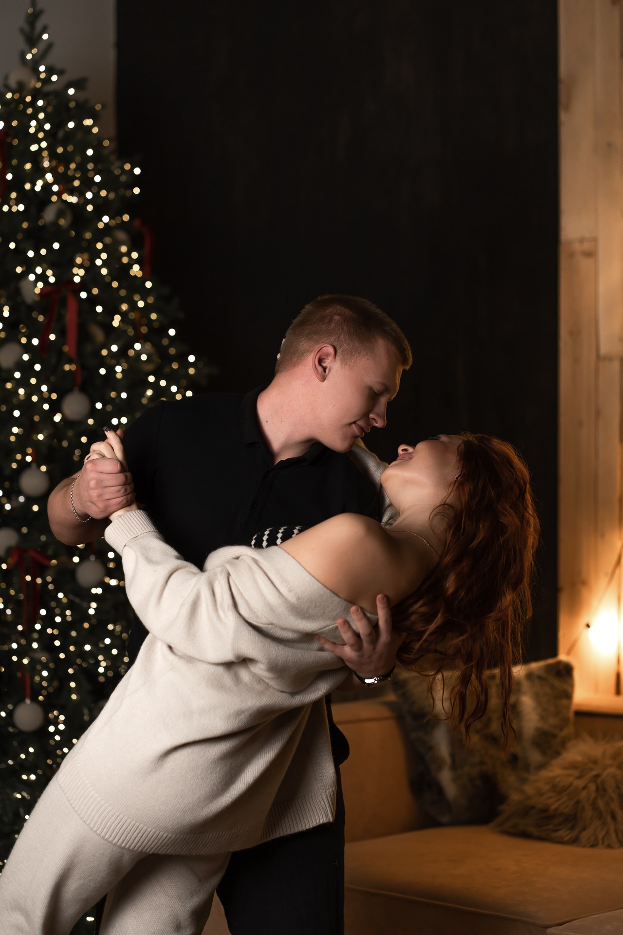 Новогодняя ЛавСтори Вероника и Саша. Фотограф в Красноярске. Юлия Чаушанская