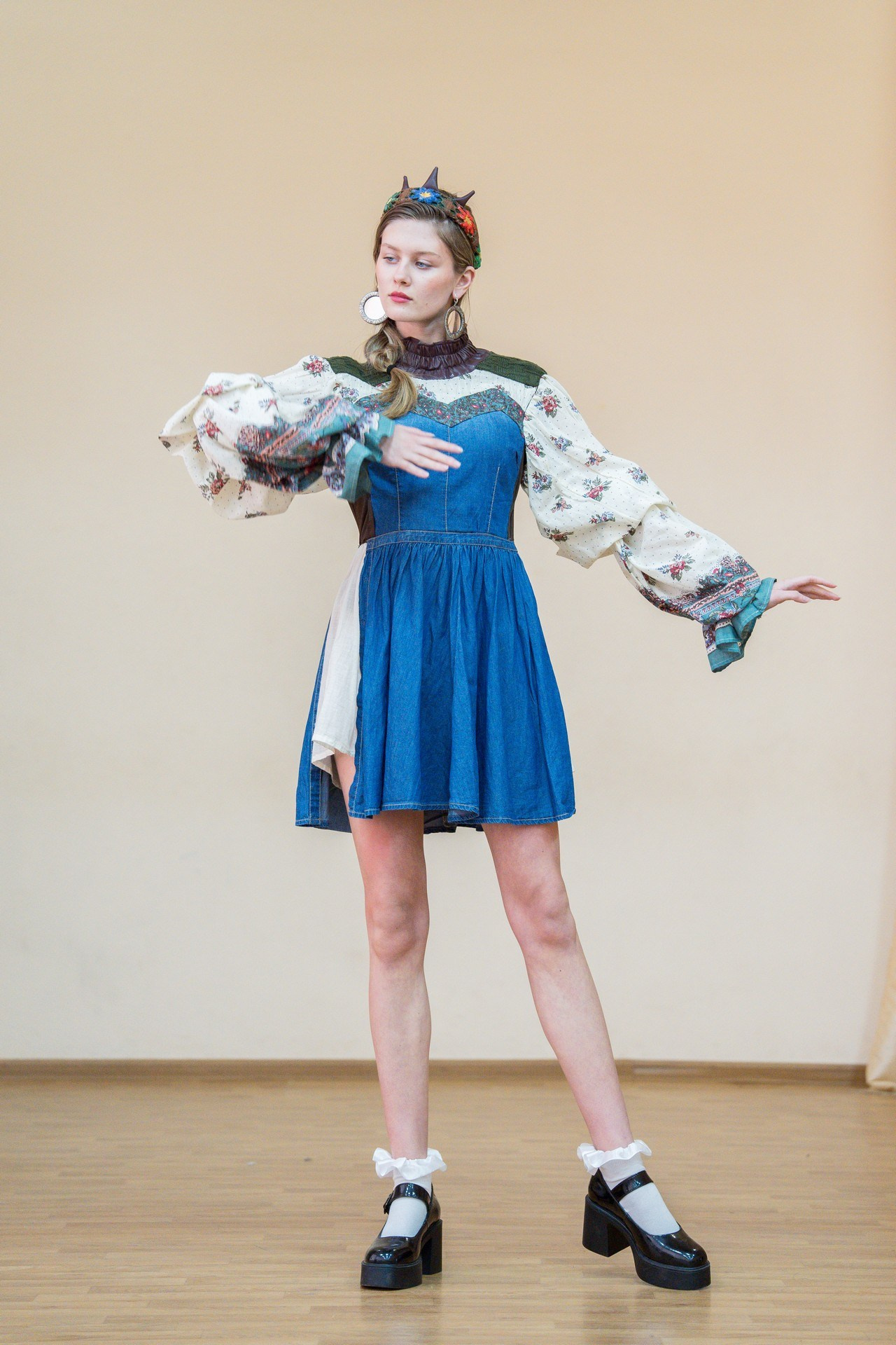 Царскосельский кутюрье. Репортажная съёмка в Санкт-Петербурге, Константин Петров