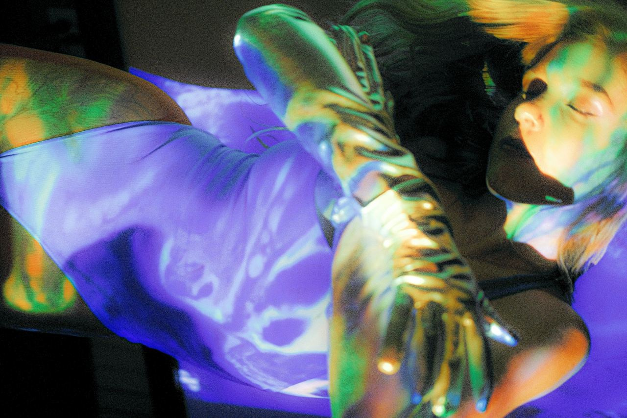 Spaceship V. Софа Катастрофа, Одичание. фотохудожница, креативный продюсер, автор. Nude, eros, портретный фотограф