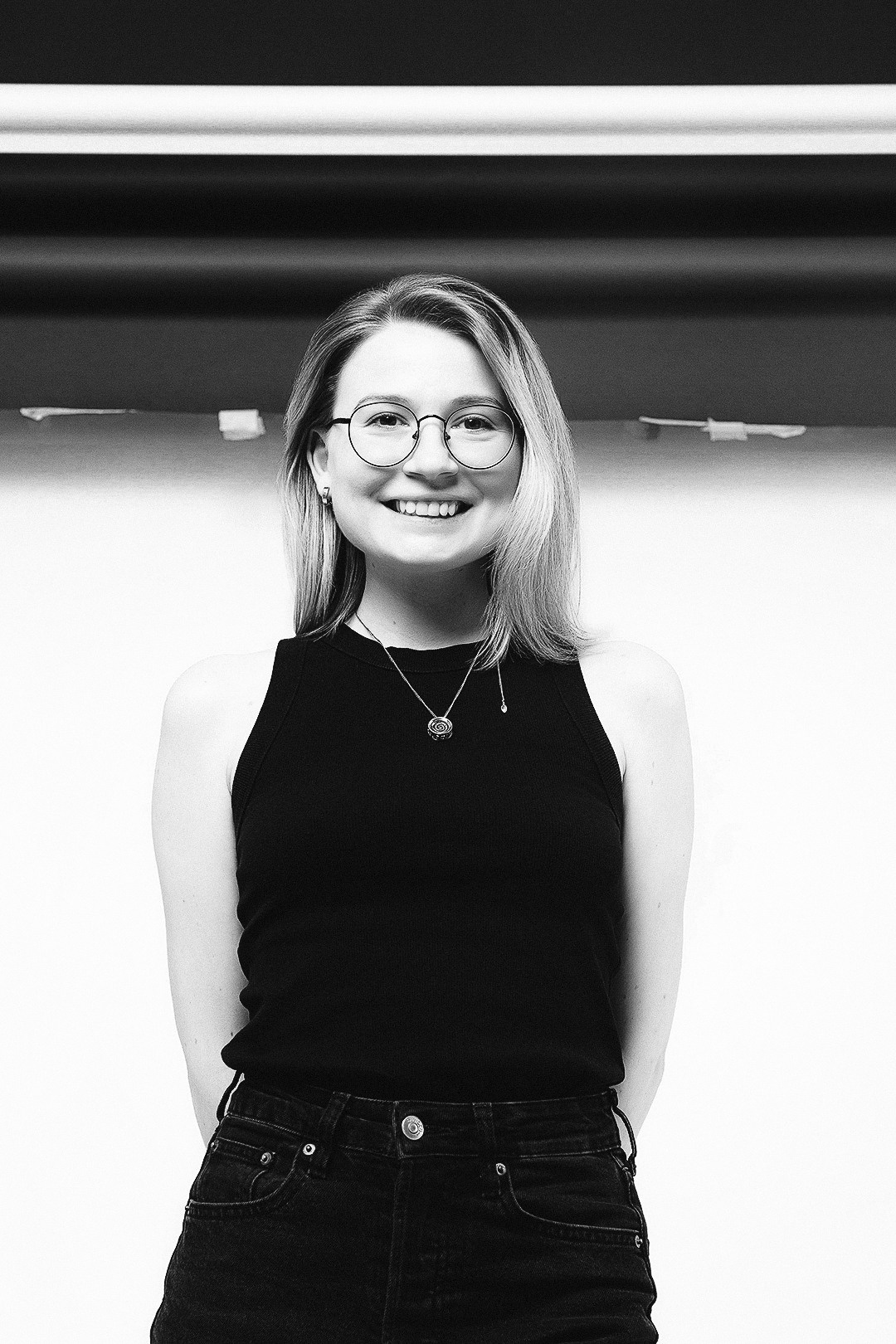 Фотосессия в спб. Фотосессия в студии. Фотограф в студии спб. Фотосессия в деловом стиле. Портретная фотосессия в Санкт-Петербурге. Частная фотосъёмка для личных целей и социальных сетей. Услуги фотографа в спб. Профессиональная фотосъёмка. Фото для блога. Портрет. Блогер. Фото для соцсетей.  Контентмейкер. СПб. Выездная фотосъёмка. Выездная фотостудия. Фотограф на корпоратив. Модельное портфолио. Фотограф для сайта знакомств. Индивидуальная фотосессия. Фотосессия для девушки в спб. Красивая фотосессия. Профессиональные фотосессии в спб недорого. Фотограф для бизнеса. Купить фотосессию в спб. Фотосессия для сотрудников. 