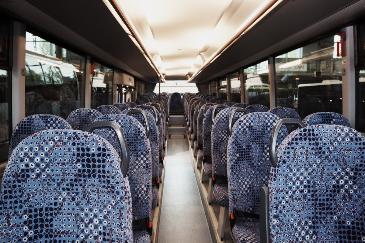 Репортажная фотосъёмка в Санкт-Петербурге. Фотограф на мероприятие: выставки, презентации, автогонки. Фото для сайта, отчётов и публикации в сми. Профессиональный фотограф Сергей Пушкин. Корпоративная фотосъёмка. Автопром. 