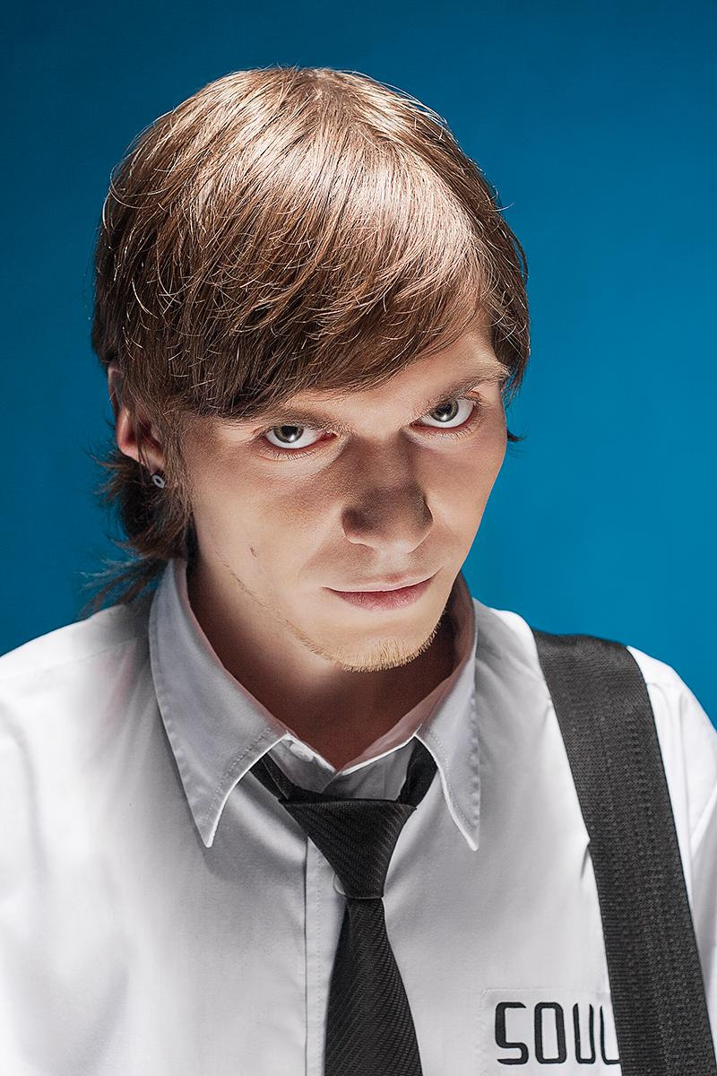 Портретная фотосессия в Санкт-Петербурге. Фотосъёмка на природе, в парке, на улице.  Профессиональный фотограф Сергей Пушкин.  Фото на память, для соцсетей и сайтов знакомств. Студийный фотограф. Частная фотосъёмка для личных целей и социальных сетей. Профессиональная фотосъёмка. Фото для блога. Портрет. Блогер. Контентмейкер. СПб. Женский портрет. Выездная фотосъёмка. Выездная фотостудия. Ню фотосессия. Фотограф для сайта знакомств. Художественная фотосессия.