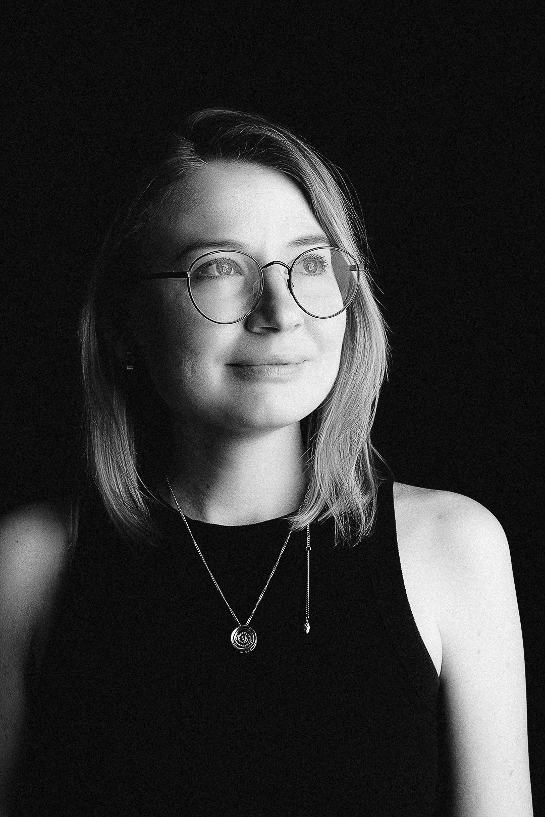 Фотосессия в спб. Фотосессия в студии. Фотограф в студии спб. Фотосессия в деловом стиле. Портретная фотосессия в Санкт-Петербурге. Частная фотосъёмка для личных целей и социальных сетей. Услуги фотографа в спб. Профессиональная фотосъёмка. Фото для блога. Портрет. Блогер. Фото для соцсетей.  Контентмейкер. СПб. Выездная фотосъёмка. Выездная фотостудия. Фотограф на корпоратив. Модельное портфолио. Фотограф для сайта знакомств. Индивидуальная фотосессия. Фотосессия для девушки в спб. Красивая фотосессия. Профессиональные фотосессии в спб недорого. Фотограф для бизнеса. Купить фотосессию в спб. Фотосессия для сотрудников. 