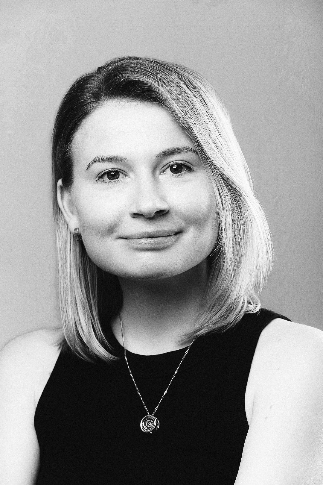 Фотосессия в спб. Фотосессия в студии. Фотограф в студии спб. Фотосессия в деловом стиле. Портретная фотосессия в Санкт-Петербурге. Частная фотосъёмка для личных целей и социальных сетей. Услуги фотографа в спб. Профессиональная фотосъёмка. Фото для блога. Портрет. Блогер. Фото для соцсетей.  Контентмейкер. СПб. Выездная фотосъёмка. Выездная фотостудия. Фотограф на корпоратив. Модельное портфолио. Фотограф для сайта знакомств. Индивидуальная фотосессия. Фотосессия для девушки в спб. Красивая фотосессия. Профессиональные фотосессии в спб недорого. Фотограф для бизнеса. Купить фотосессию в спб. Фотосессия для сотрудников. 